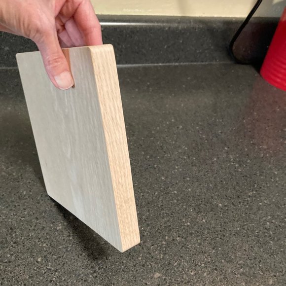 New floating wood shelf approx 7x7 European white oak - Picture 3 of 12